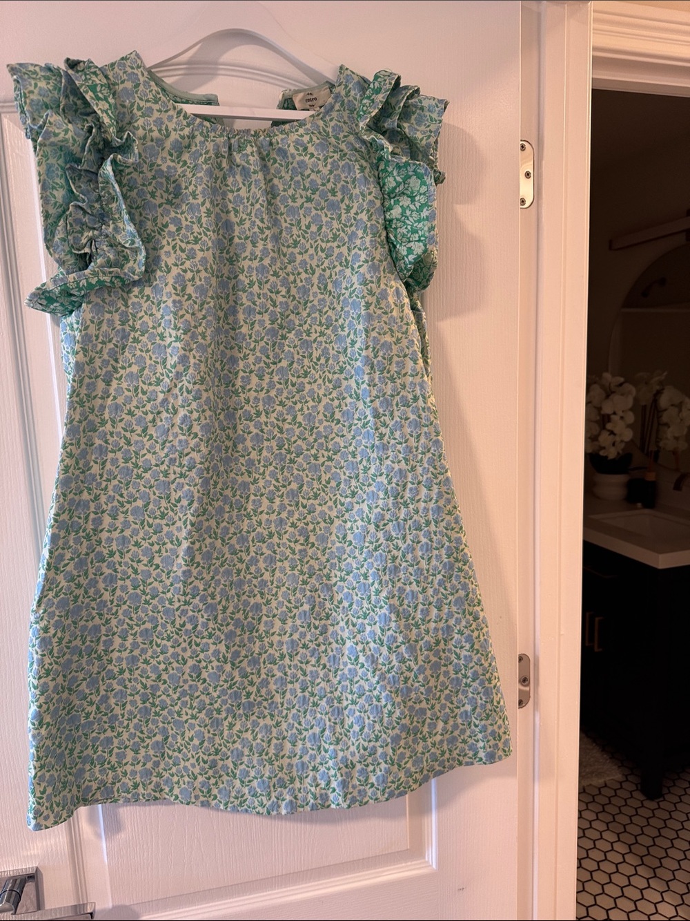 entro Blue and Green Floral Ruffle-Sleeve Dress